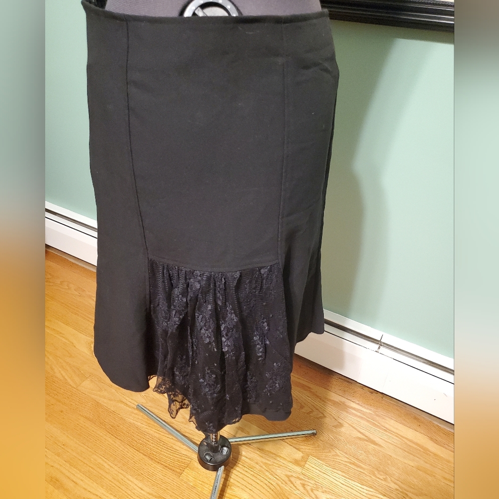 OXOXO Collection Elegant Black Lace Panel Skirt